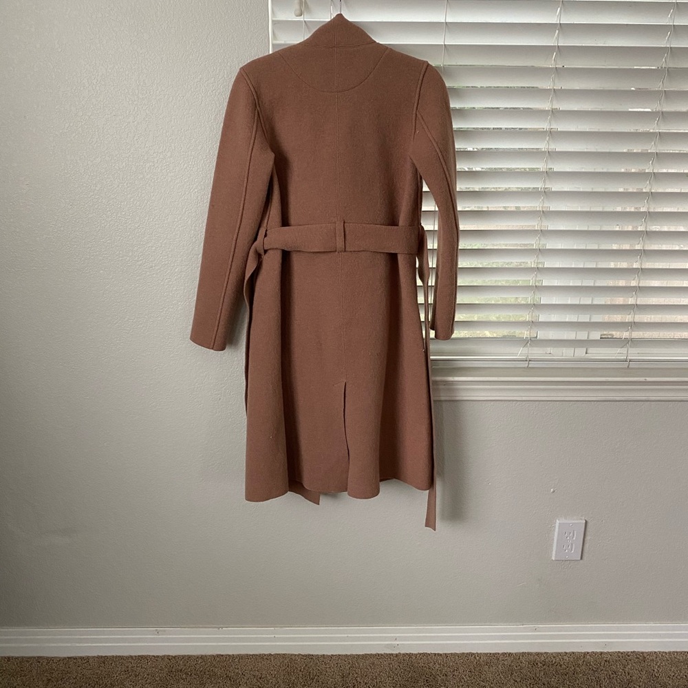 LINE coat - Picture 2 of 2